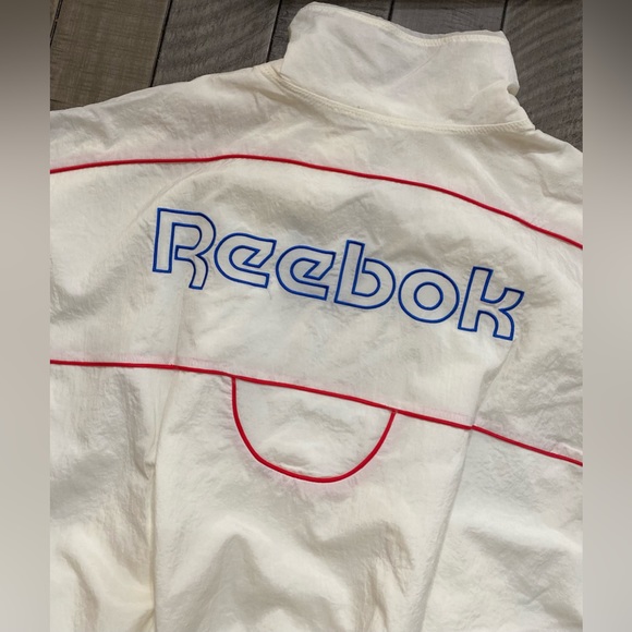 brand new reebok jacket - Picture 2 of 5